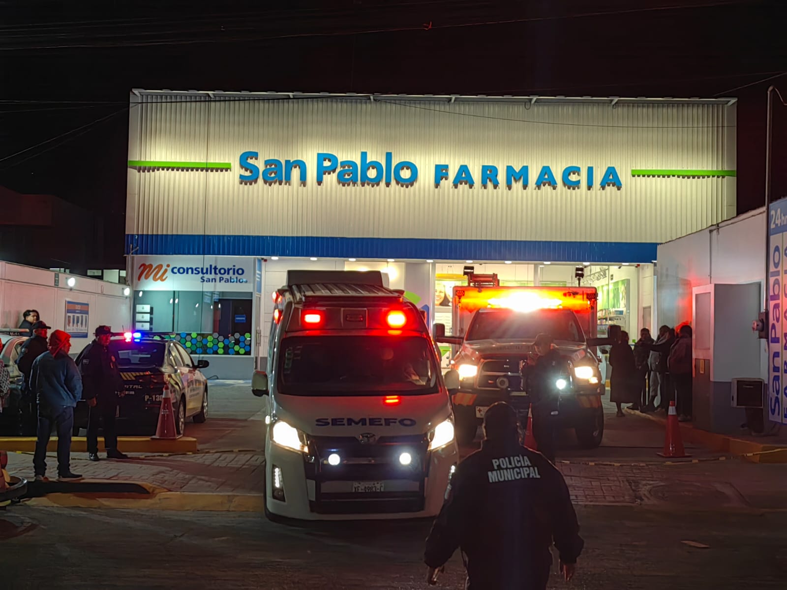 Muere electricista en azotea de reconocida farmacia, en Tlaxcala Capital 