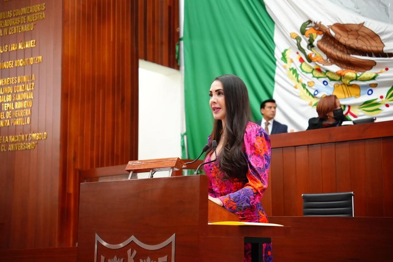 Estalla conflicto en el Congreso por "curules de ornato" y falsas identidades