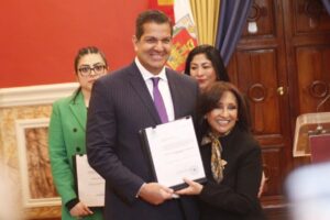 Tlaxcala aclara polémica por Ricardo Peralta y exhibe titulares exagerados en medios