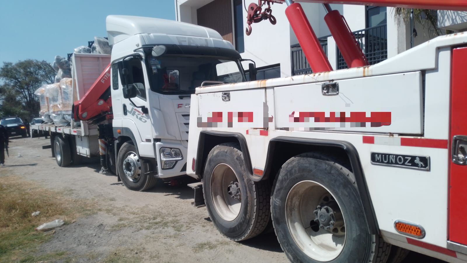 Recupera Policía Estatal de Tlaxcala maquinaria de construcción robada con violencia en la autopista México–Puebla
