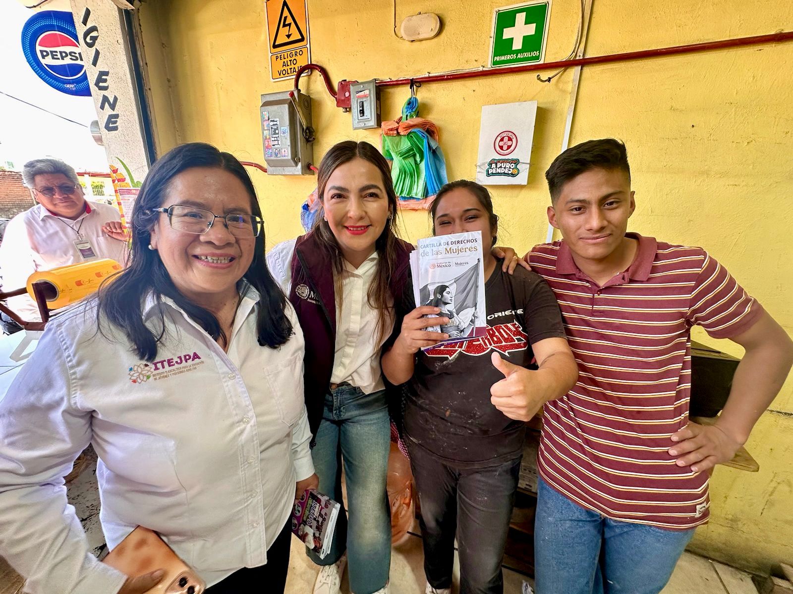 Brigada contra la Violencia llega a comunidad de Tlaxcala con atención directa a mujeres