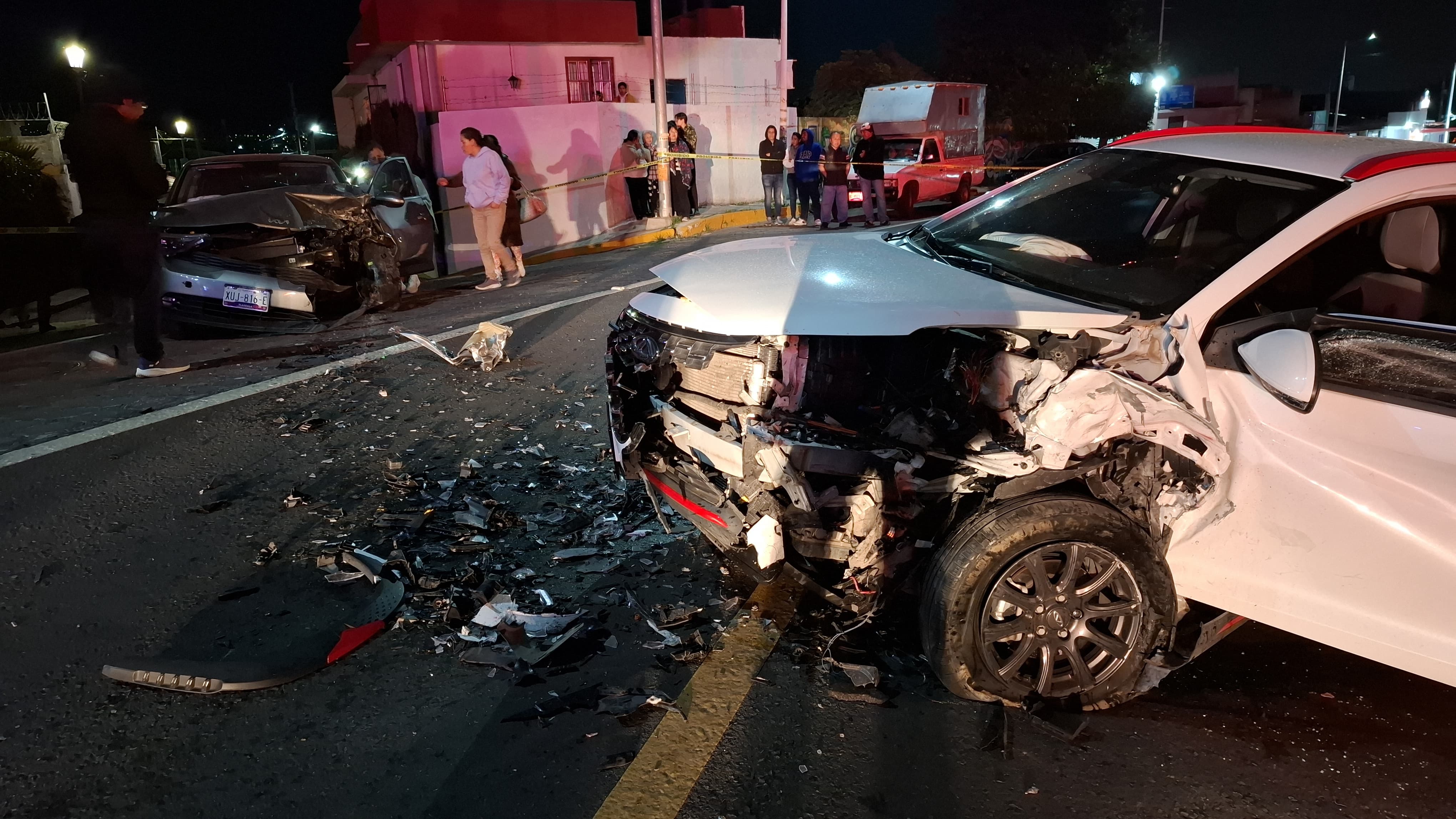 Accidente en Belén, Apetatitlán deja tres lesionados y rescate con equipo hidráulico