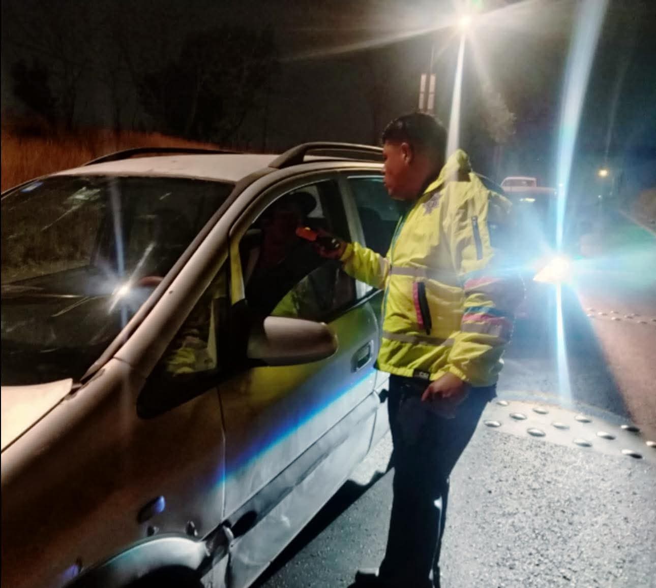 Implementan operativo alcoholímetro en Cuautlancingo para reforzar la seguridad vial