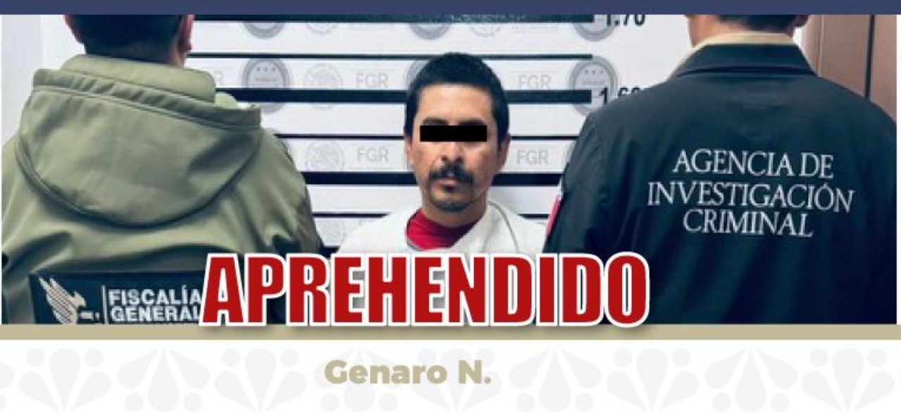 Agentes de investigación durante operativo de detención.