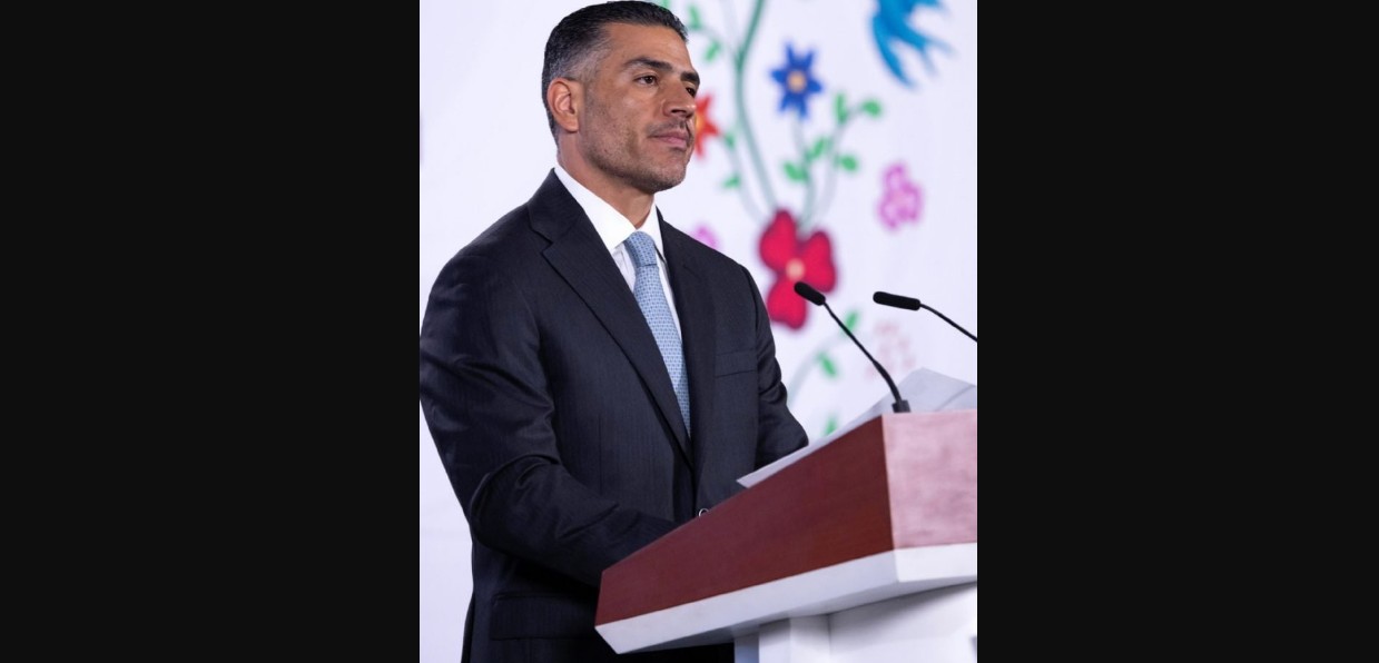 Omar García Harfuch durante conferencia sobre Rocha Moya