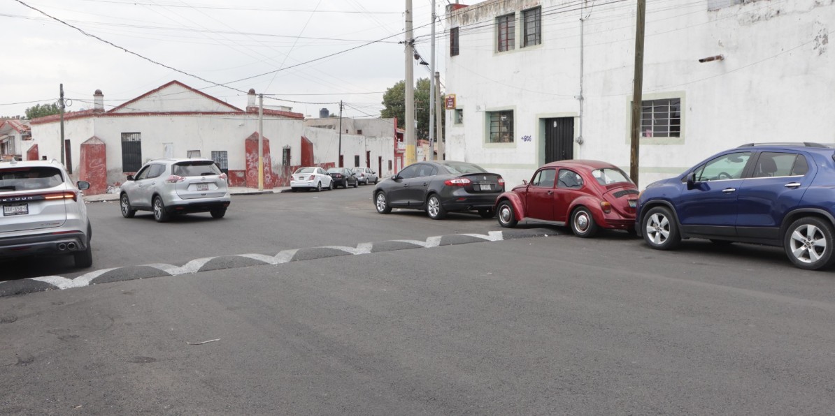 Calles recién pavimentadas en Puebla capital