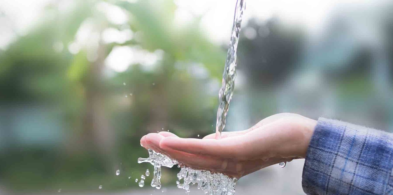 Ciudad con escasez de agua y problemas de infraestructura hidráulica
