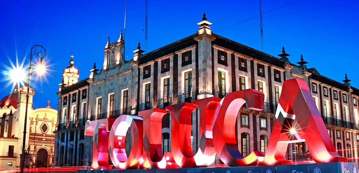 Cielo nublado con clima fresco en Toluca