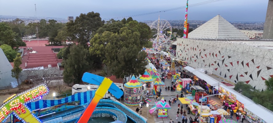 Detectan acreditaciones de la Feria de Puebla clonadas
