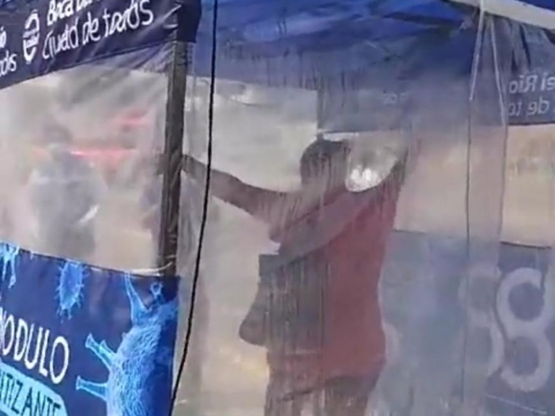 Boca del Río instala módulos sanitizantes por coronavirus