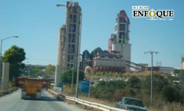 Cemex Tepeaca suspende operaciones hasta el 30 de abril