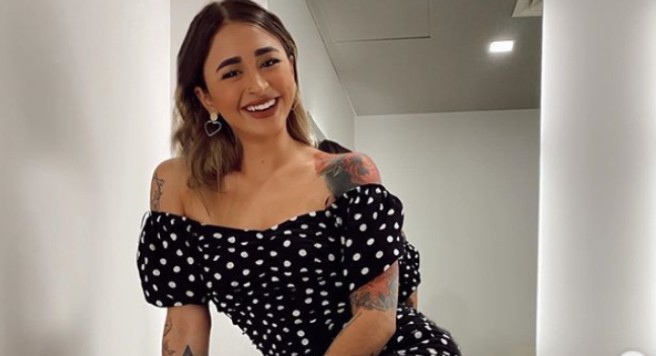 “Me sentí violada y asqueada”: Hombre se mete al departamento de Cynthia ‘Lenguas de Gato’ (Video)