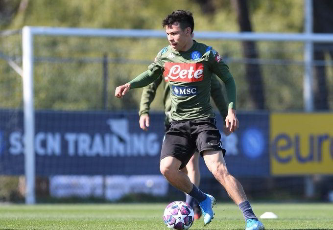 Chucky Lozano está en pláticas con ex equipo de Chicharito