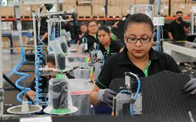 Empleo formal registra su peor primer trimestre desde 2009, de acuerdo con el IMSS