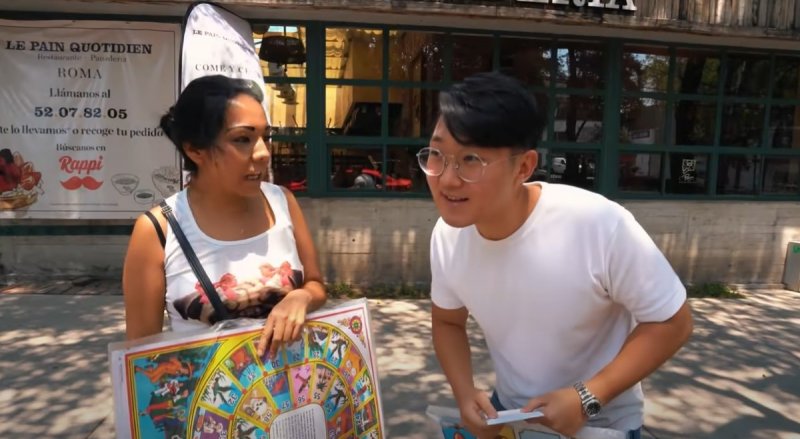 Youtuber sale a regalar dinero a comerciantes durante la cuarentena