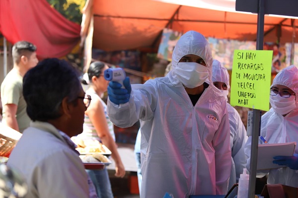 Arrancan brigadas sanitarias en Celaya con toma de temperatura en sitios concurridos