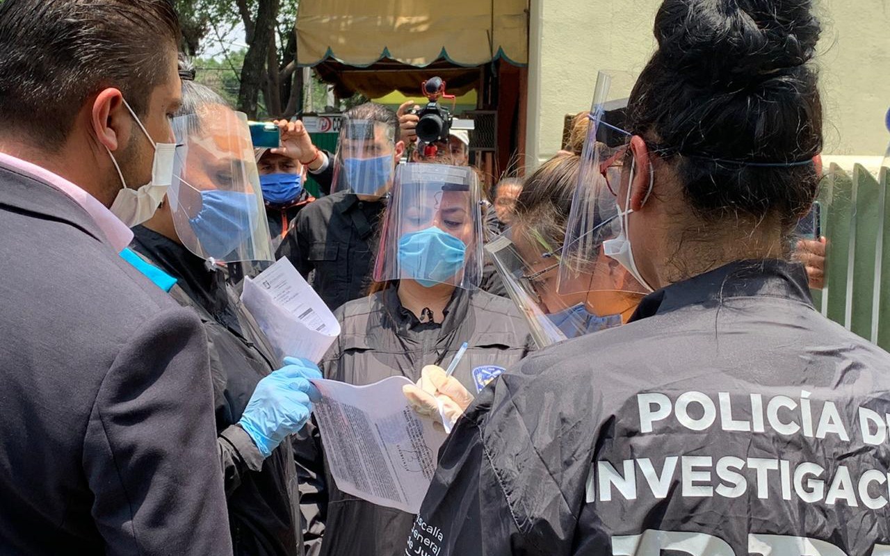 Encarcelan a pareja que agredió a enfermera en CDMX