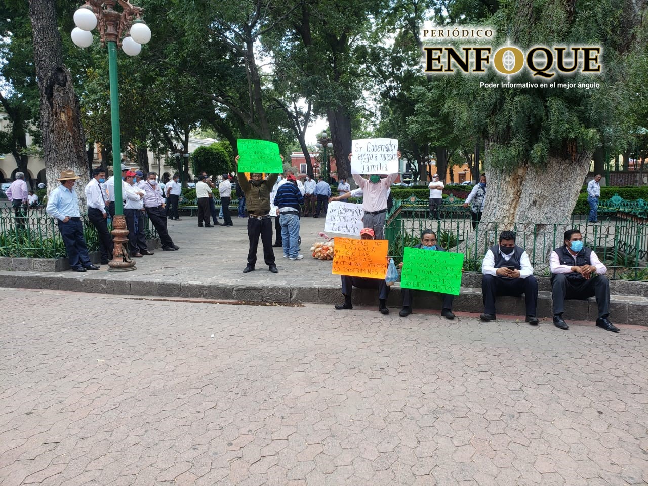 En Tlaxcala, transportistas de Turismo exigen respuesta para apoyos 