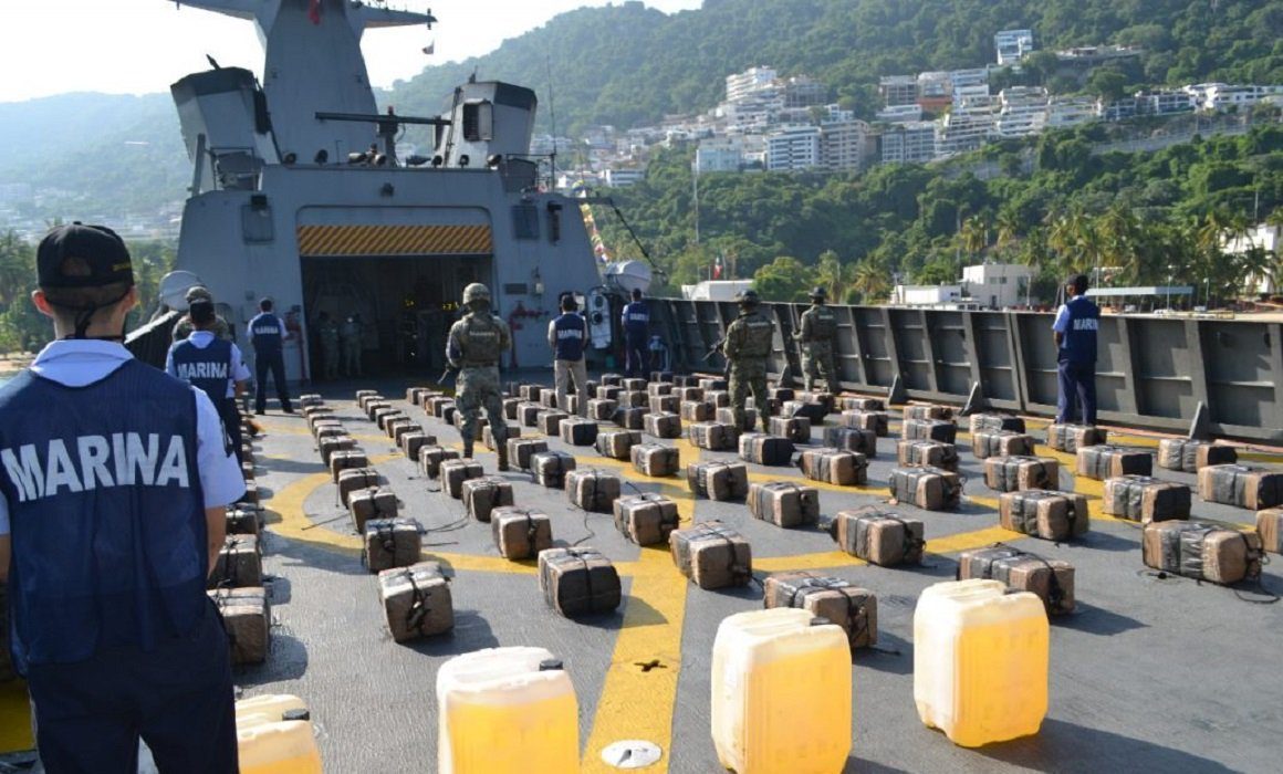 Semar asegura más de dos toneladas de cocaína frente a costas de Acapulco