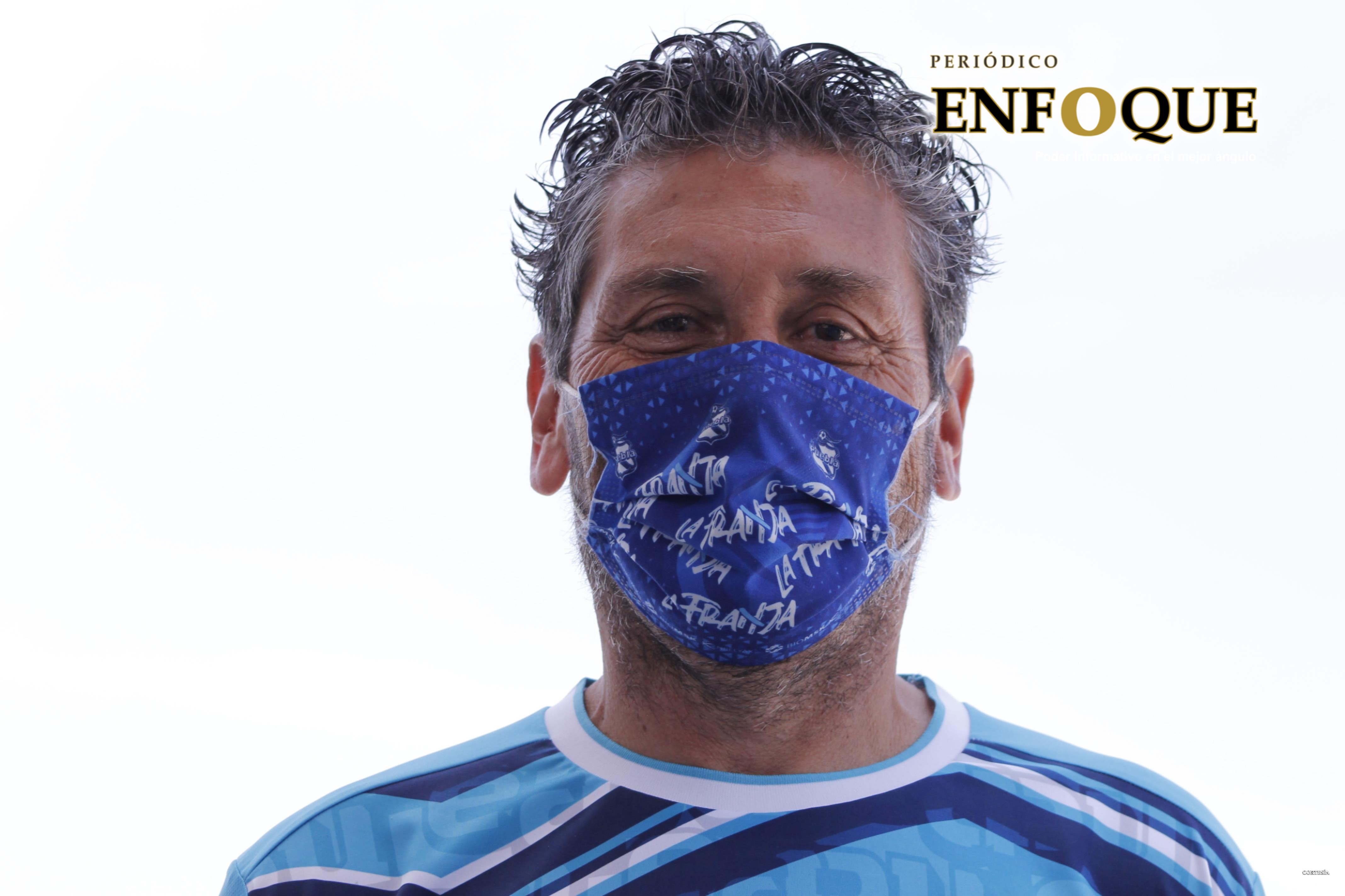 "Visitar a Pumas es una oportunidad pintada para que Puebla se afiance": Carlos Poblete