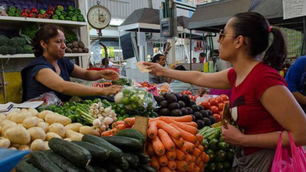 En julio sube pollo, gas, cerveza y frijoles; inflación alcanza 3.62%