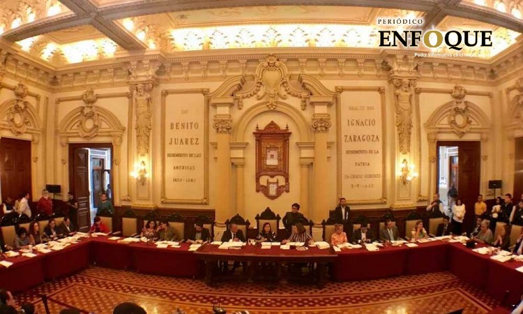 Piden investigar a regidores de Morena por presunta extorsión