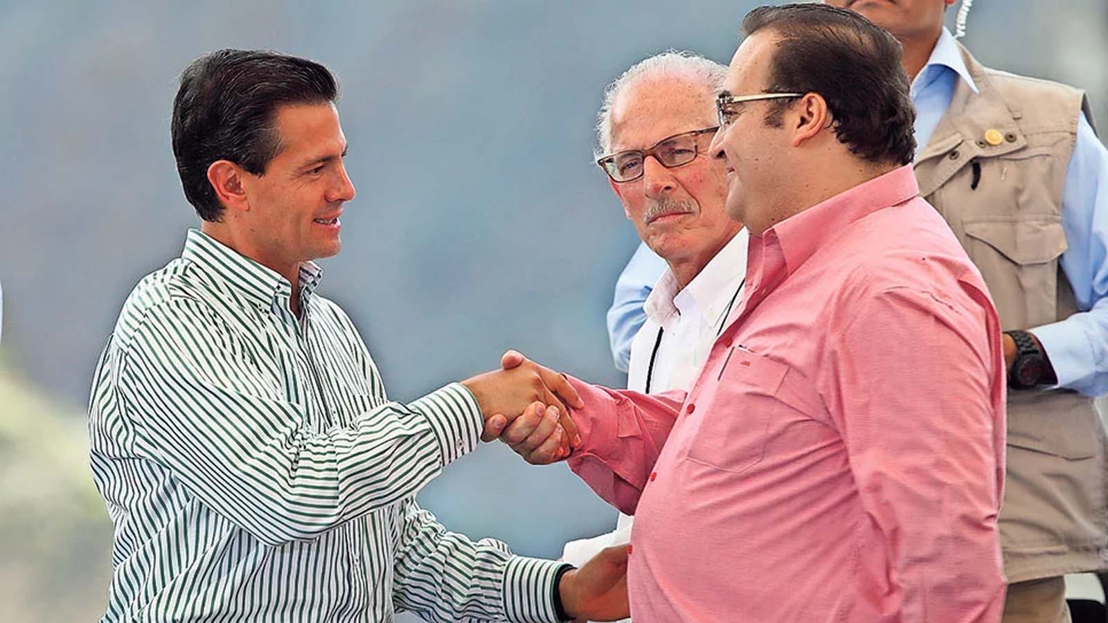 Javier Duarte niega haber regalado Ferrari a Peña Nieto