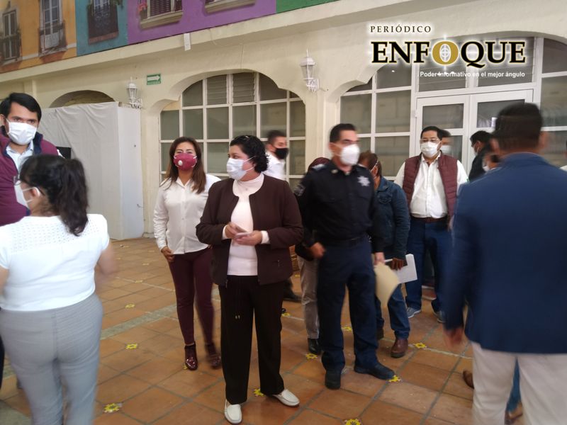 Pregunta Karina Pérez Popoca "dónde están" Paisano y Huepa, tras ser acusados de corrupción 