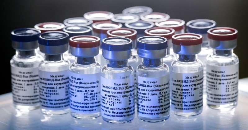 La producción en masa de la vacuna rusa “Sputnik V” iniciará en septiembre, anuncia Ministro de Salud