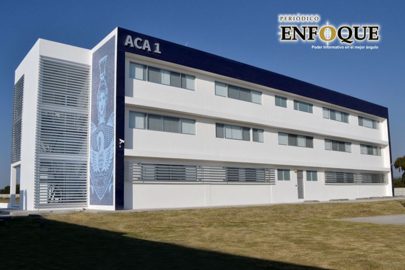 Esparza Ortiz Inaugura en Acatzingo edificio para la Preparatoria y para la Licenciatura en Administración 