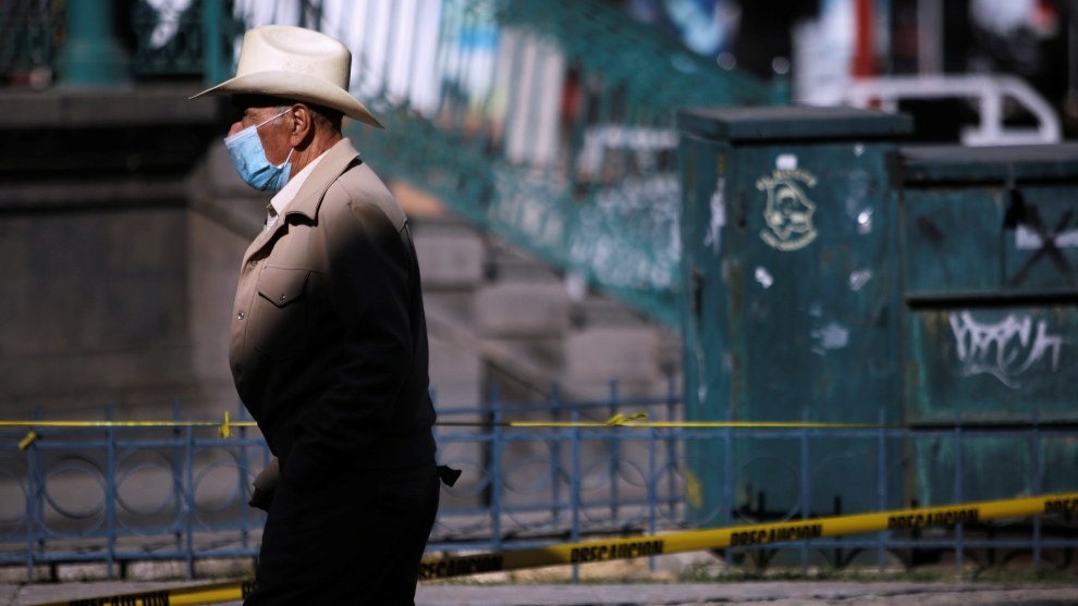 México registra 108,863 muertes por coronavirus; hay un millón 156,770 casos