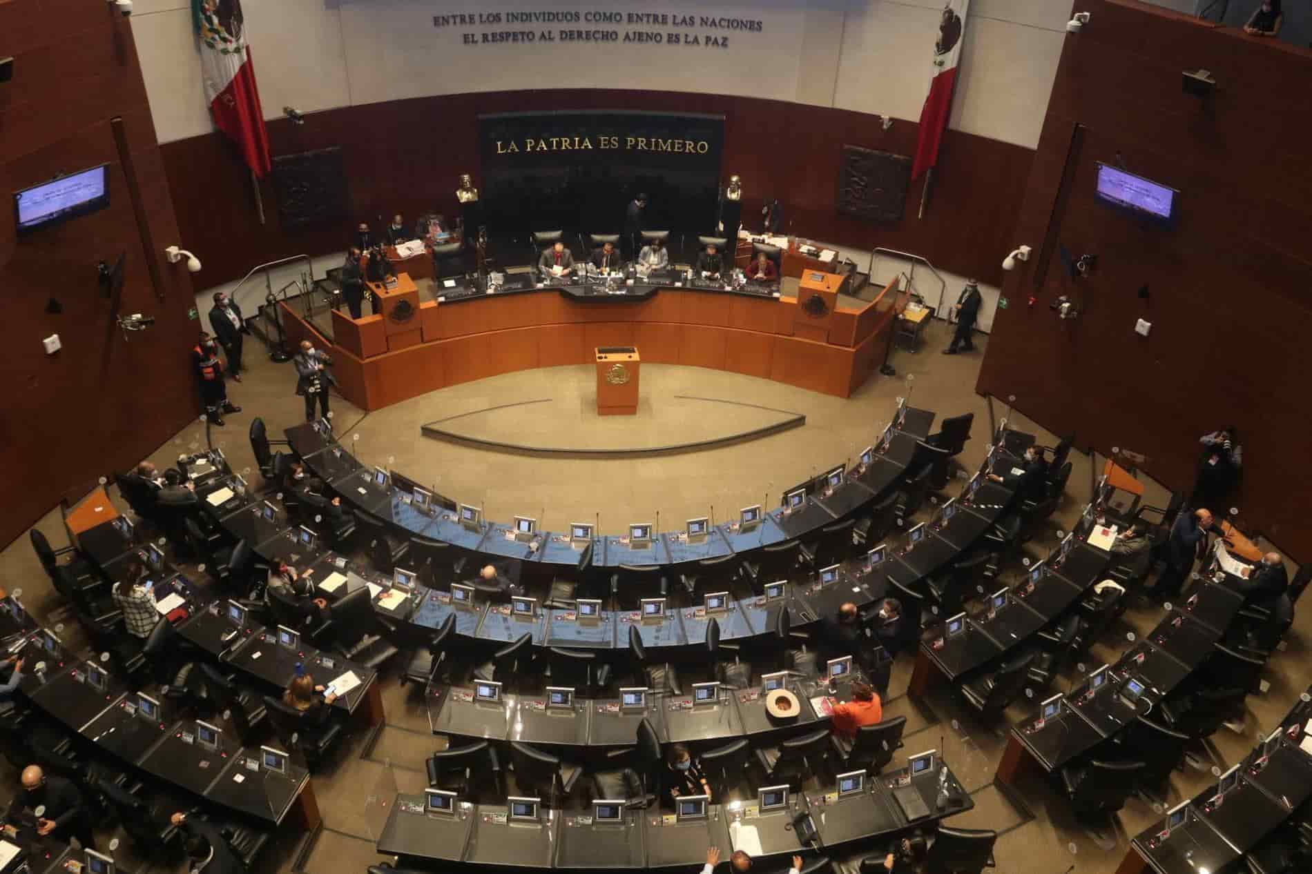 Senado recibe iniciativa de AMLO que busca regular a agentes extranjeros