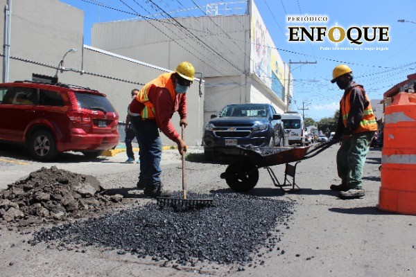 Atiende Ayuntamiento de Puebla más de 100 mil metros cuadrados de baches