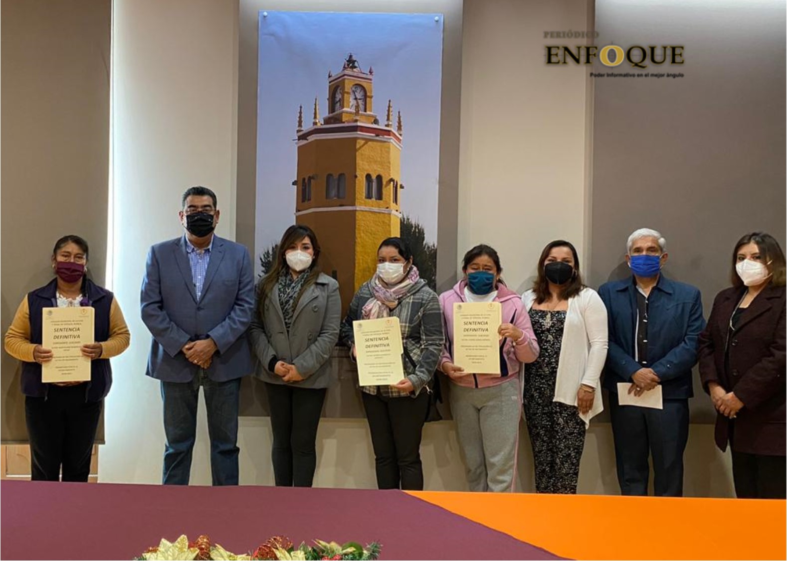 Céspedes Peregrina entrega las primeras Corrección de Actas de Nacimiento a ciudadanos de Tepeaca 