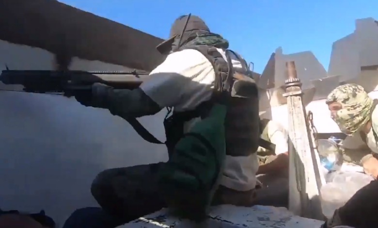 ¡Por poco no la cuentan! CJNG embosca a reporteros y autodefensas en Michoacán (Video)