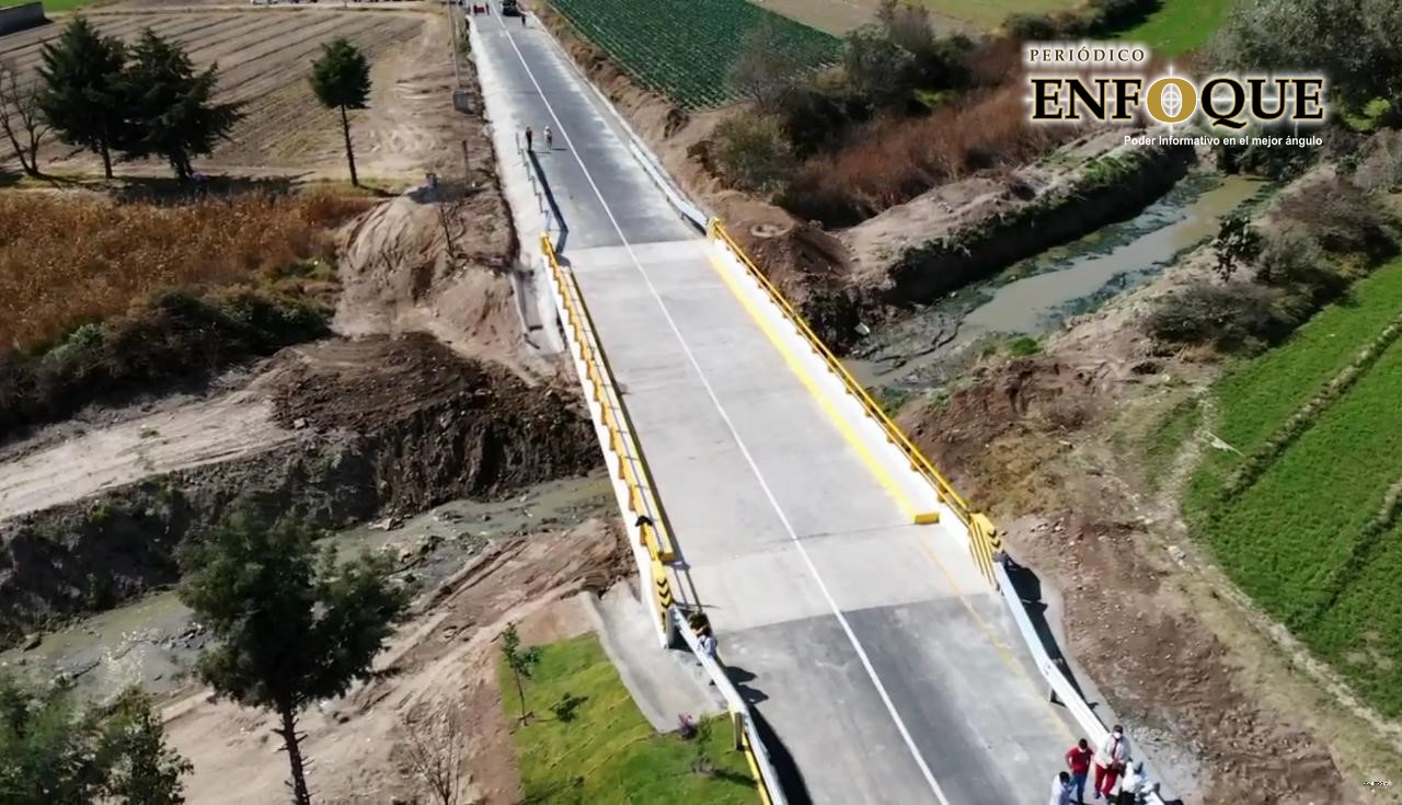 inauguración de la construcción del puente vehicular Zahuatlán San Mateo Parra5