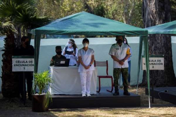 Vacunación contra COVID-19 en México iniciará el 24 de diciembre