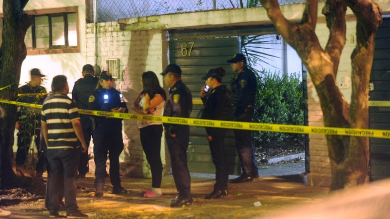 Mujer mata a su esposo con ayuda de un amante y ocultan el cuerpo en un colchón