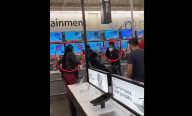 ¿Y el espíritu navideño?: Mujeres se pelean a golpes por consola PS5 en Walmart (Video)