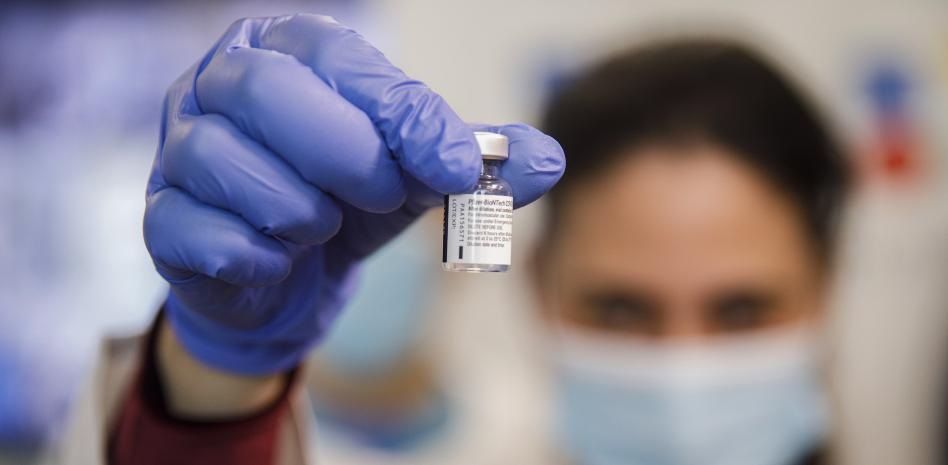 'Muy probable' que respuesta inmune de vacuna contra COVID pueda lidiar con nueva cepa de coronavirus: BioNTech