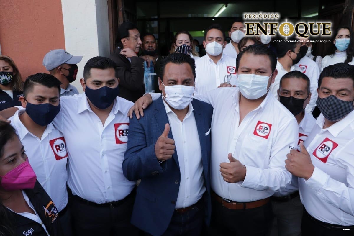 Se registra SAGA como precandidato a gobernador por RSP 