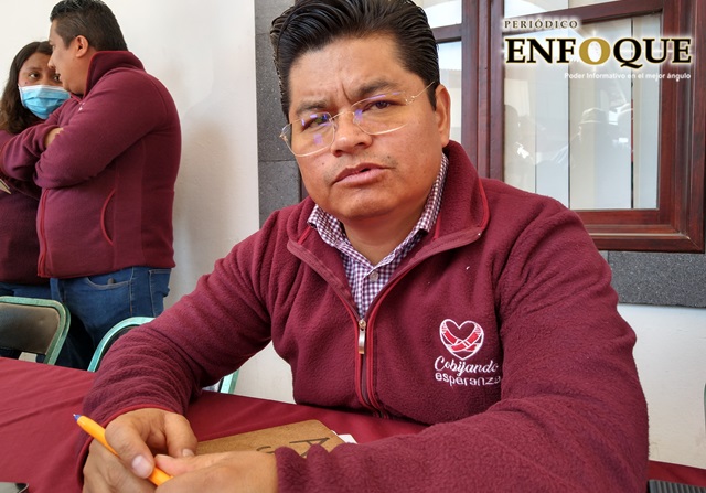 Ciudadanos de Coronango buscan regularizarse con el servicio de agua potable 