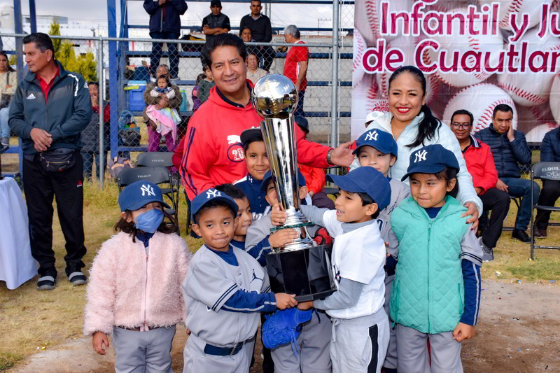Inaugura Lupita Daniel, Tercer Torneo de Béisbol Primavera 2020 de la Liga Infantil y Juvenil de Cuautlancingo