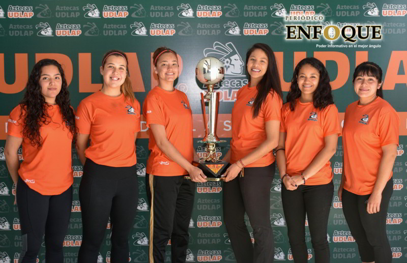 Campeón invicto, el equipo de voleibol de Aztecas UDLAP 