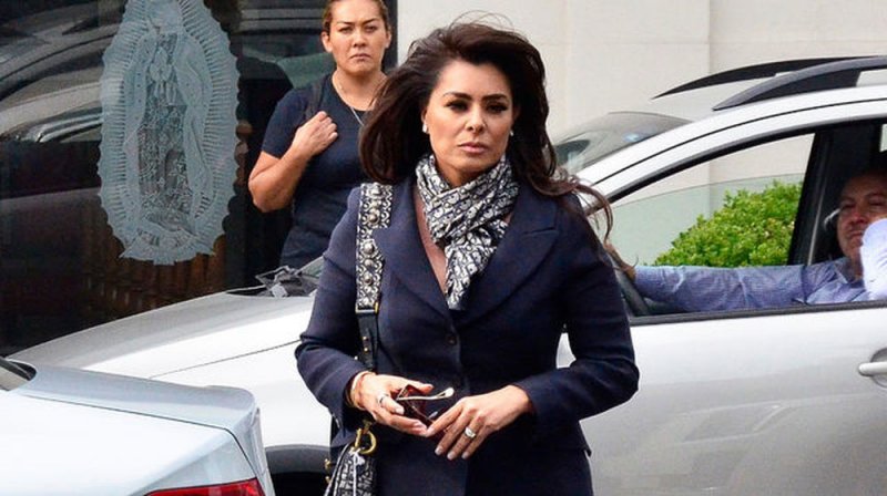 Yadhira Carrillo asegura que no le importa que Juan Collado se aviente "sus canitas al aire"