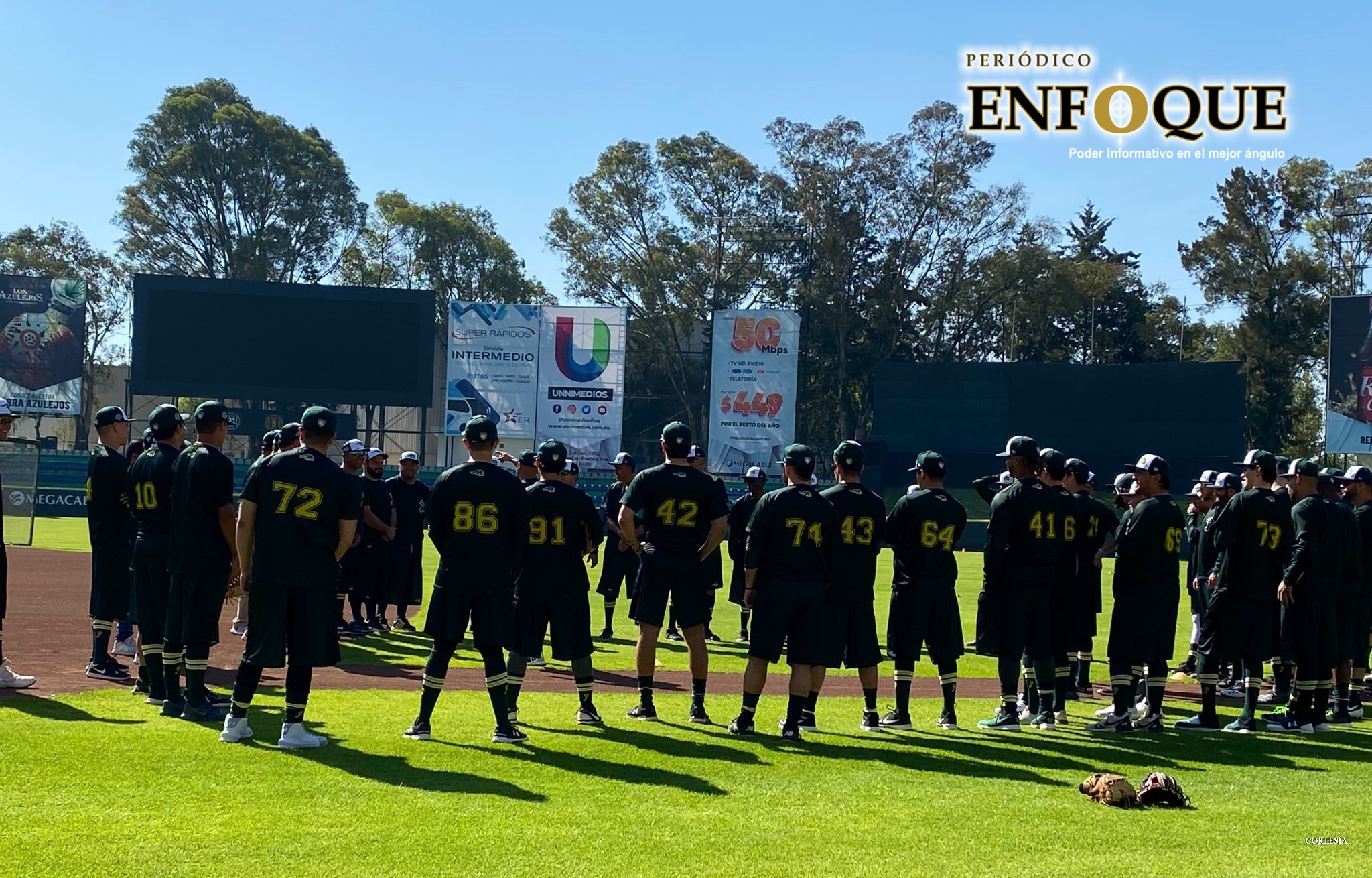 Pericos arrancó pretemporada en el parque Hermanos Serdán 