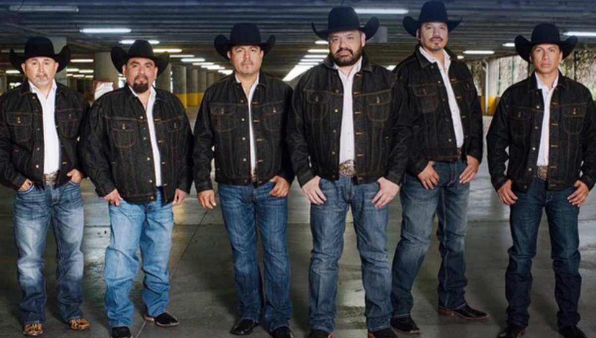 Confirman que integrantes de Intocable tienen coronavirus