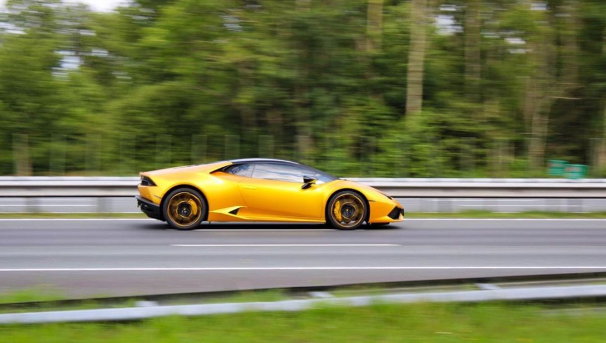 Le salio caro el chistesito: Vlogger choca Lamborghini con valor de mas de 5.5 millones de pesos (Video)