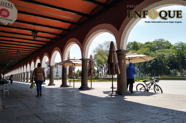 Desconocen locatarios del Portal de San Pedro Cholula reapertura de negocios 