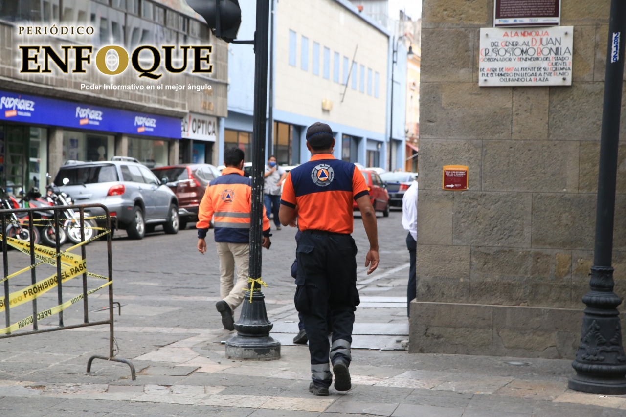 Falsos elementos de Protección Civil Municipal extorsionan a negocios